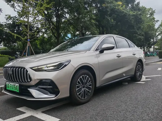 Фотография автомобиля — Geely Galaxy Stellar 6