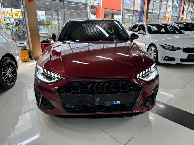 Audi A4L — Фото автомобиля 2