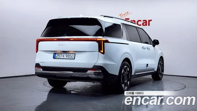 Kia Canival Новый Carnival 4 поколение Дизель 9 мест Signature — Фото автомобиля 2