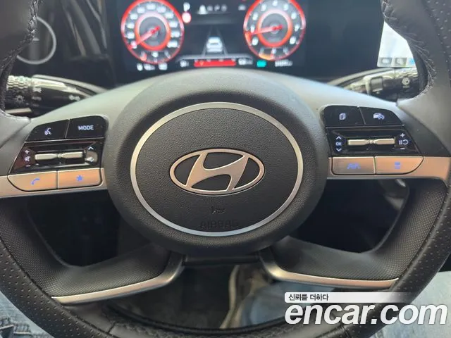 Hyundai AVANTE Новый Avante (CN7) — Фото автомобиля 15