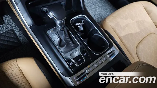 Kia Canival Carnival 4 поколение Дизель 9 мест Prestige — Фото автомобиля 9
