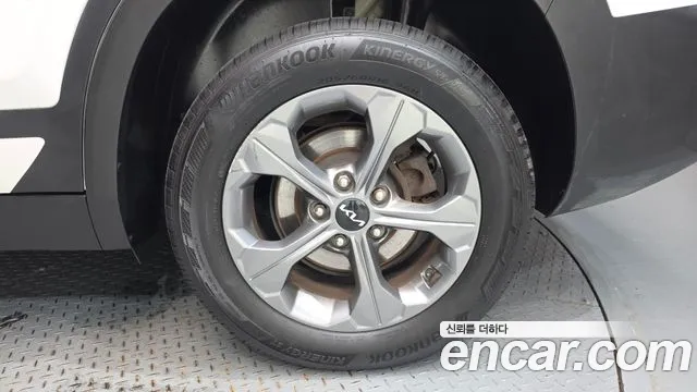 Kia Seltos Seltos Бензин 1.6 турбо 2WD — Фото автомобиля 20