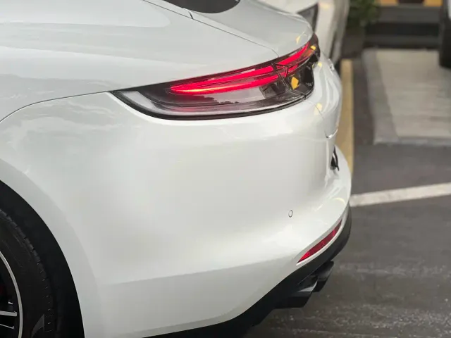 Porsche Panamera — Фото автомобиля 13