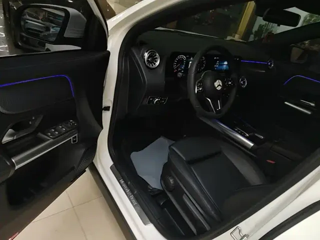 Mercedes-Benz GLA-Class — Фото автомобиля 20