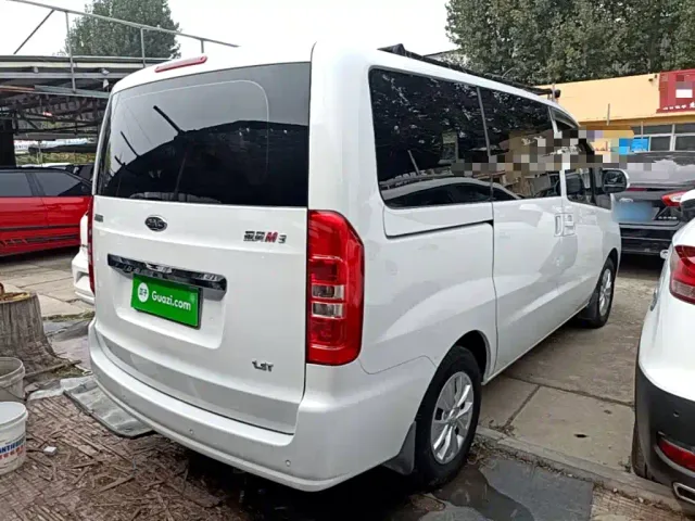 JAC Refine JAC Refine M3 2022 1.5T 7-Seater Standard — Фото автомобиля 6