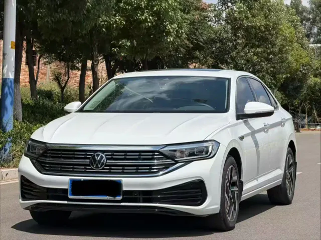 Фотография автомобиля — Volkswagen Sagitar