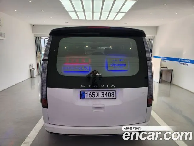 Hyundai Staria Staria 4WD Lounge 9 мест — Фото автомобиля 4