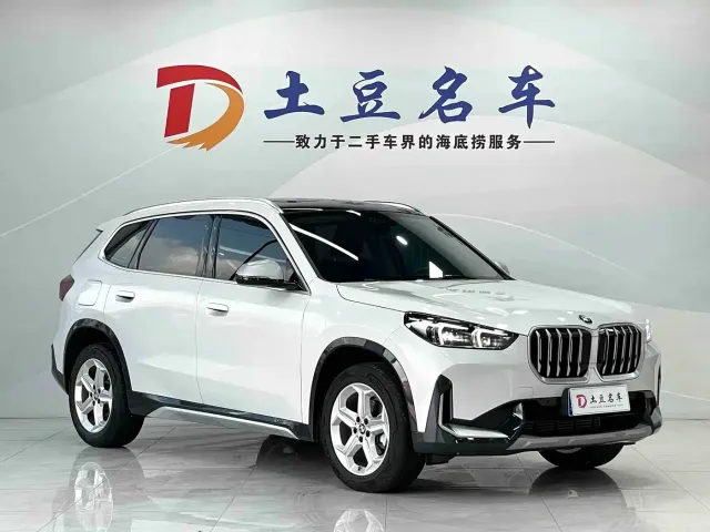 BMW X1 — Фото автомобиля 3