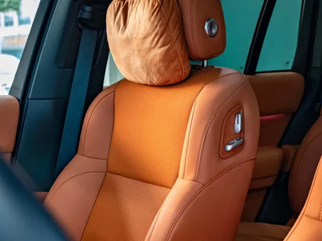 Li Auto L8 — Фото автомобиля 14