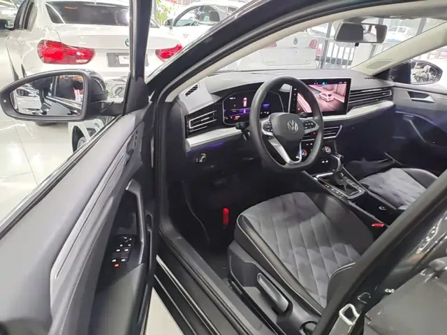 Volkswagen Sagitar — Фото автомобиля 15