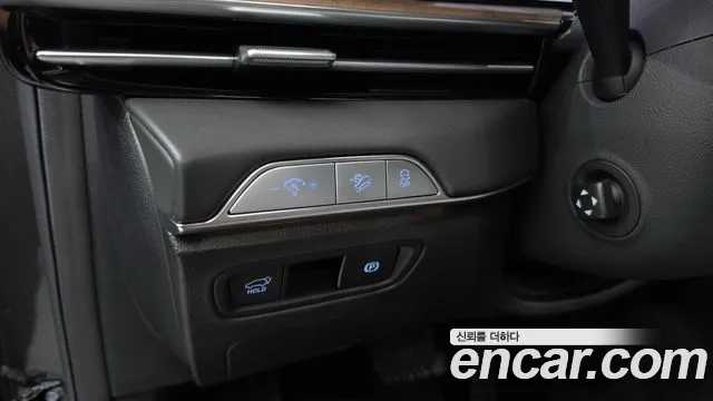 Genesis GV80 — Фото автомобиля 27
