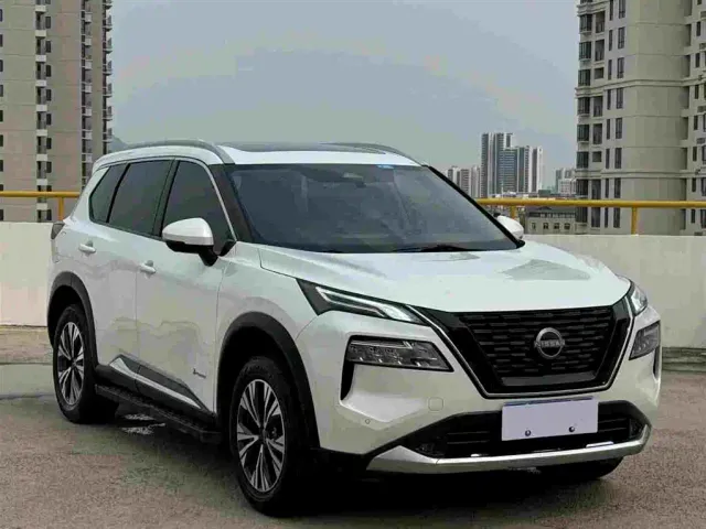 Nissan X-Trail — Фото автомобиля 5