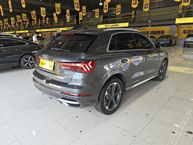 Audi Q3 — Фото автомобиля 9