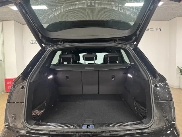 Audi Q5L — Фото автомобиля 6