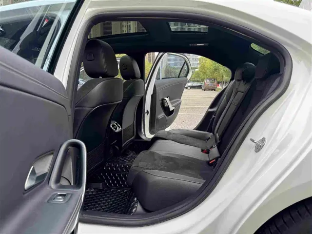Mercedes-Benz A-Class — Фото автомобиля 16