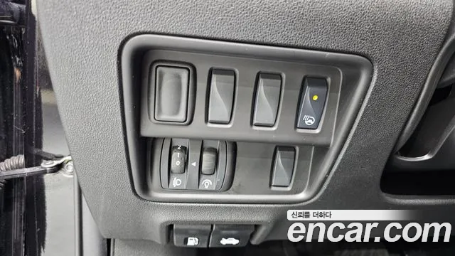Renault-KoreaSamsung QM6 Новый QM6 2.0 GDe LE Signature 2WD — Фото автомобиля 18