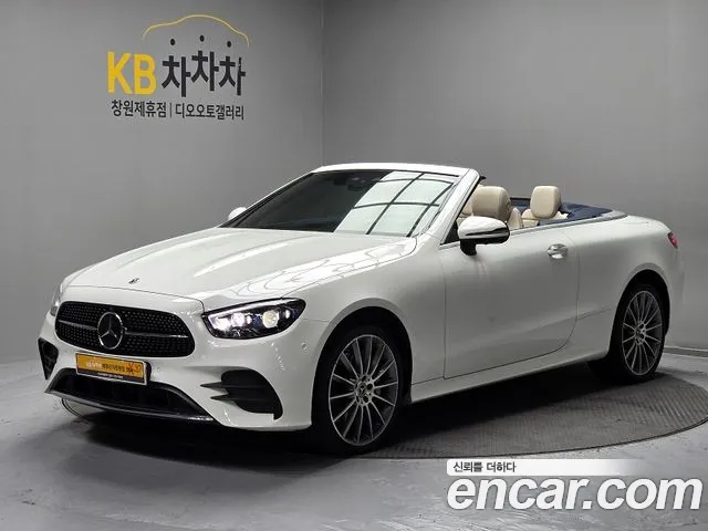 Mercedes-Benz E-Class — Фото автомобиля 17