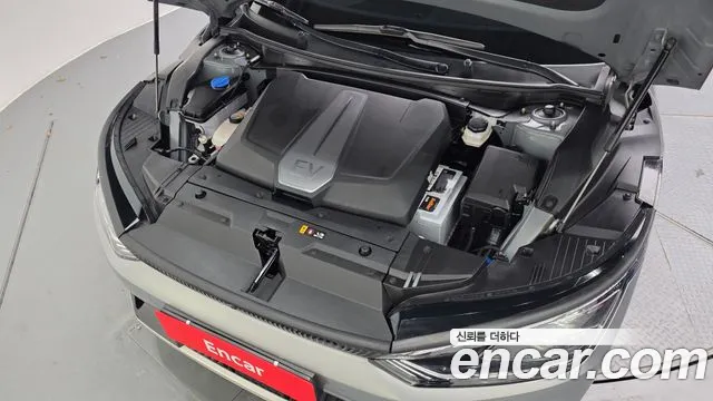 Kia EV6 — Фото автомобиля 9