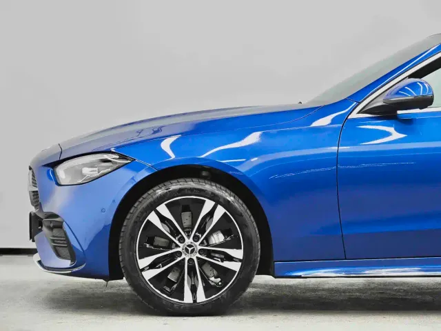 Mercedes-Benz C-Class — Фото автомобиля 13