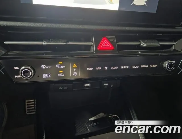 Kia Niro The All New Niro Signature — Фото автомобиля 10
