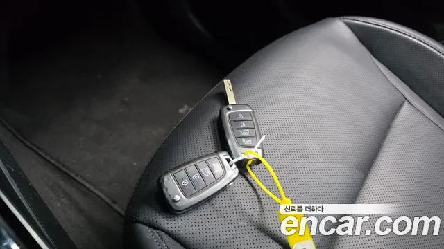 Hyundai Tucson Tucson (NX4) Дизель 2.0 4WD — Фото автомобиля 28