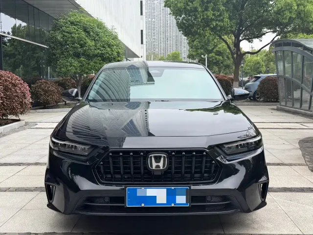 Фотография автомобиля — Honda Inspire