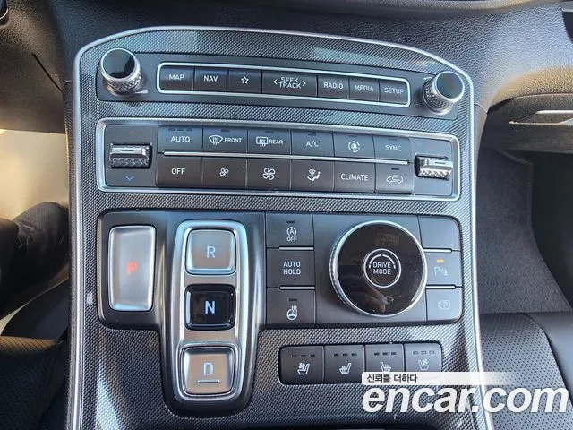 Hyundai Santafe Новый Santa Fe Дизель 2.2 2WD — Фото автомобиля 17
