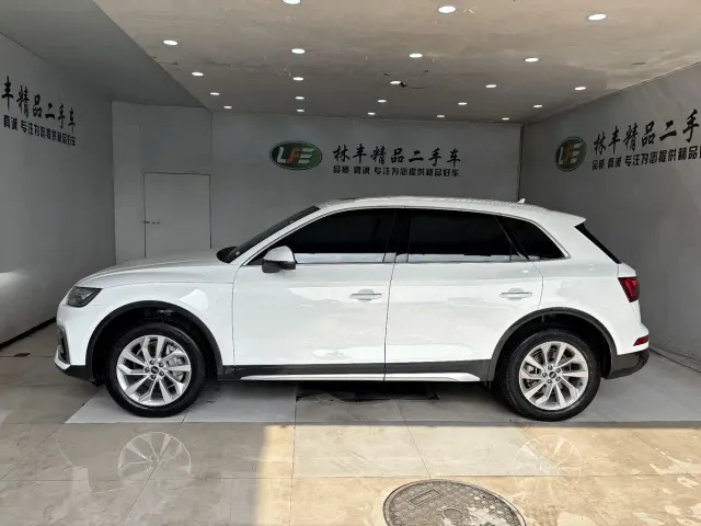 Audi Q5L — Фото автомобиля 4