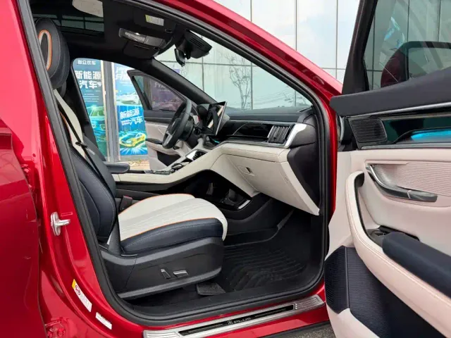 BYD Song PLUS — Фото автомобиля 12