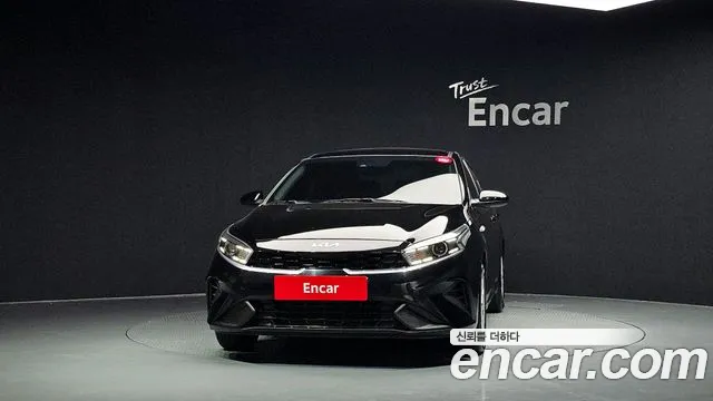 Kia K3 Generation 2 — Фото автомобиля 3