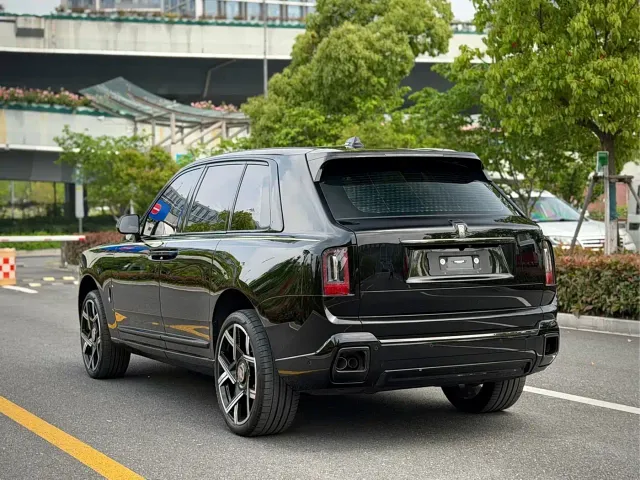 Rolls-Royce Cullinan — Фото автомобиля 6
