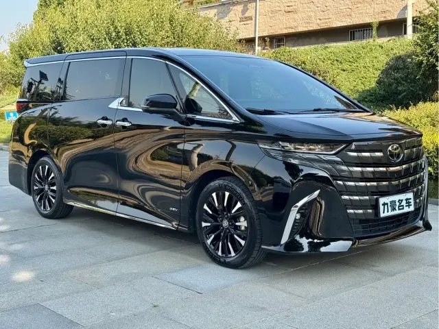 Toyota Alphard — Фото автомобиля 3
