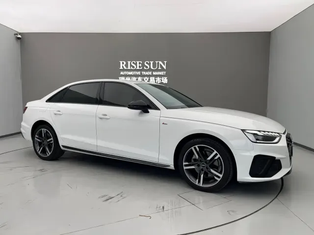 Audi Audi A4L 2022 40 TFSI Luxury Dynamic — Фото автомобиля 3