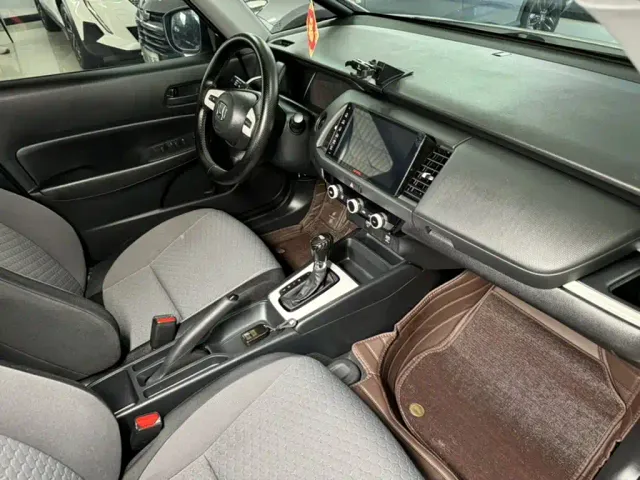 Honda Fit — Фото автомобиля 16