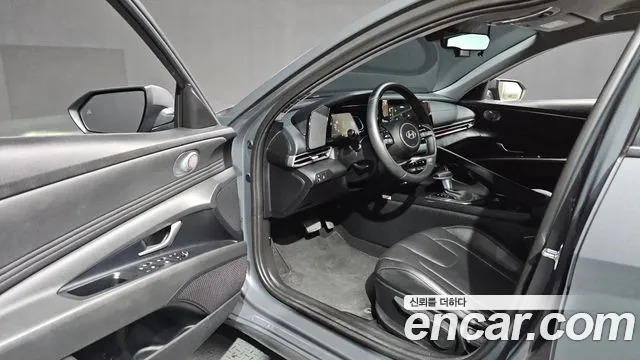 Hyundai Avante CN7 — Фото автомобиля 15
