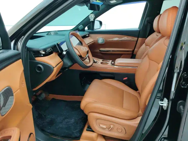 GAC Trumpchi Xiangwang S7 — Фото автомобиля 9