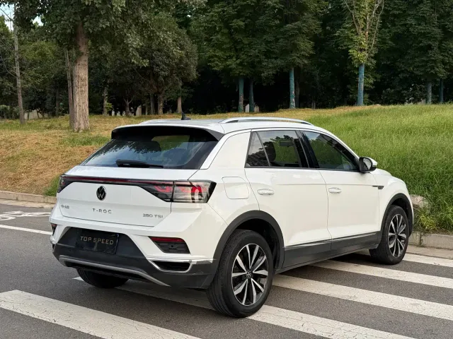 Volkswagen T-Roc — Фото автомобиля 8