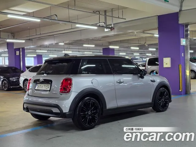 Mini Cooper Cooper Classic Plus — Фото автомобиля 2