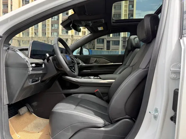 Cadillac XT5 — Фото автомобиля 7