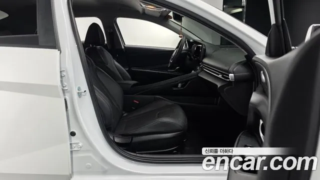 Hyundai Avante CN7 — Фото автомобиля 26