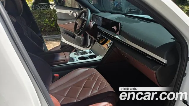 Genesis GV80 — Фото автомобиля 12