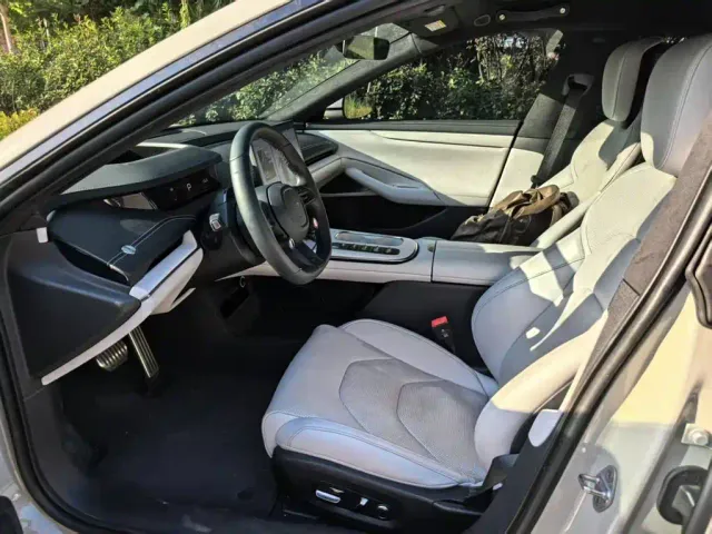 Xiaomi Auto Xiaomi SU7 2024 AWD Extended Range Advanced Smart Driving Max Edition — Фото автомобиля 7