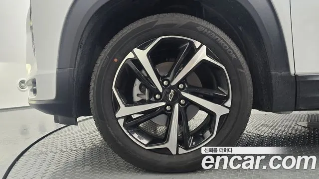 ChevroletGMDaewoo Trailblazer Trailblazer 1.3 турбо 4WD — Фото автомобиля 5