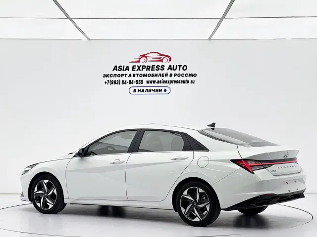 Hyundai Elantra — Фото автомобиля 4