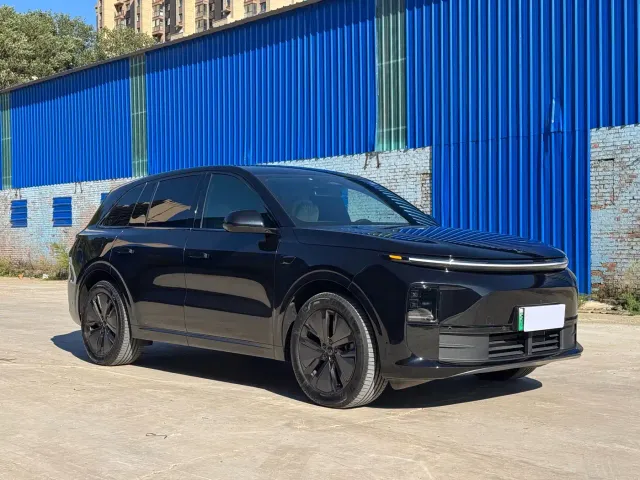 Li Auto L6 — Фото автомобиля 3