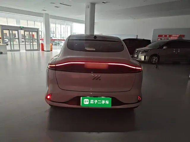 IM Motors LS6 — Фото автомобиля 5