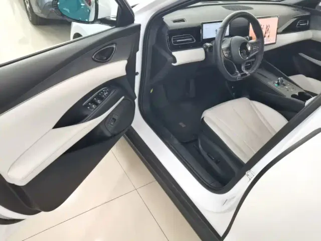 BYD Seal 06 — Фото автомобиля 15