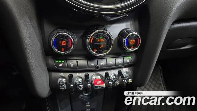 MINI Cooper — Фото автомобиля 29