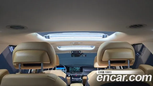 Kia Canival Carnival 4 поколение Бензин 7 мест Noblesse — Фото автомобиля 18