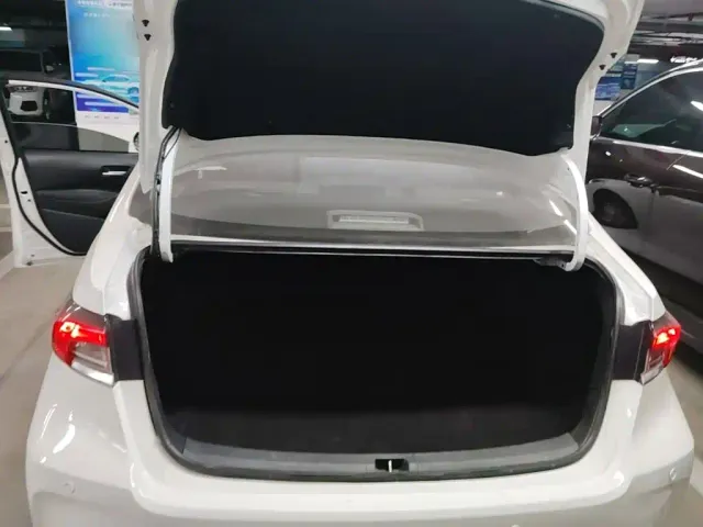 Toyota Corolla — Фото автомобиля 18